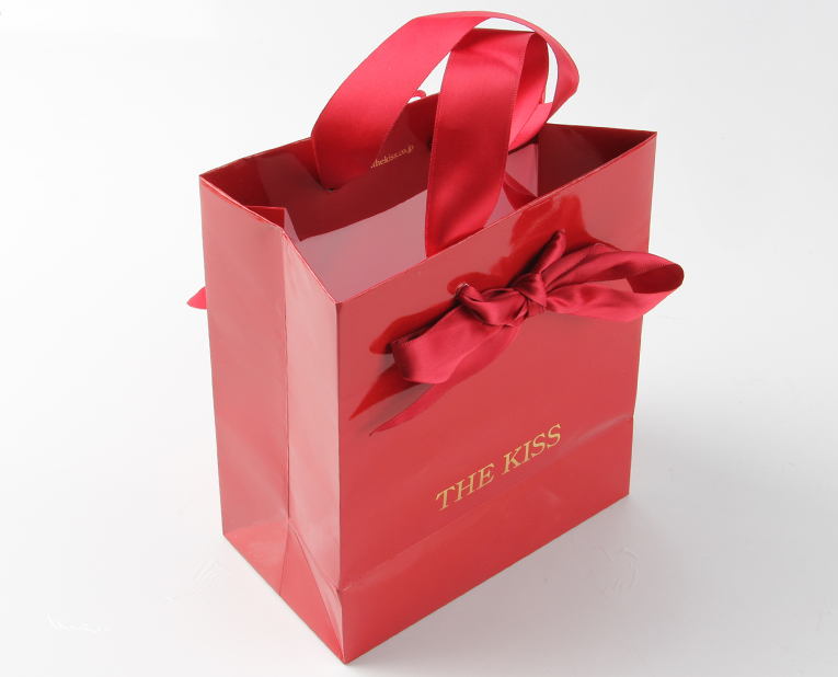 高檔禮品袋廠統(tǒng)計01年以來，絲印技術(shù)的起伏市場
