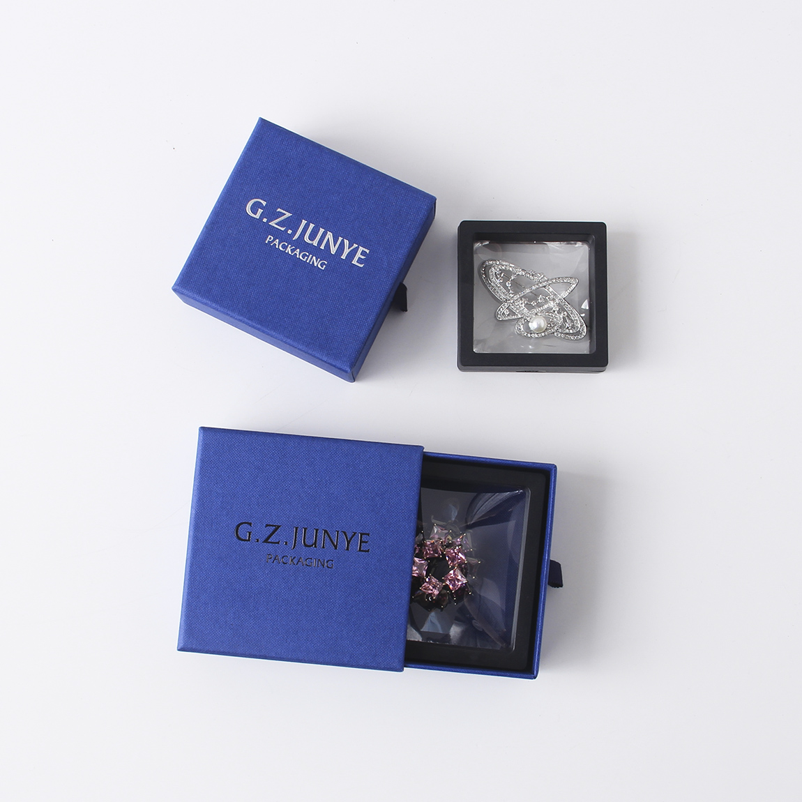 紙質珠寶包裝盒會有哪些生產(chǎn)上的細節(jié)需要注意？